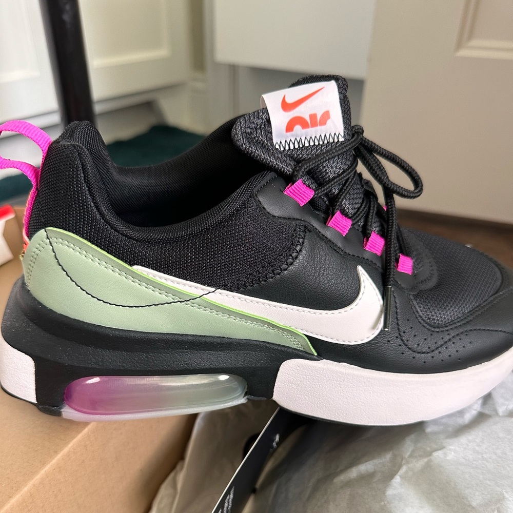 Women’s Nike air max Verona